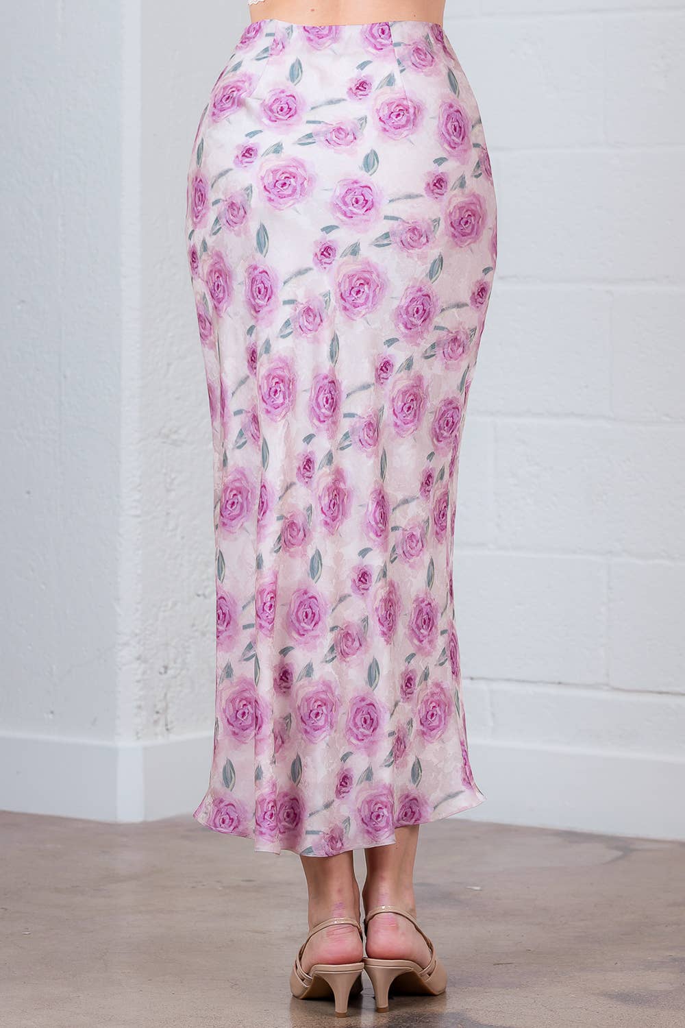 HS55009T-HIGH WAISTED A LINE ROSE PRINT MAXI SKIRT: BEIGE/PINK / Contemporary / S
