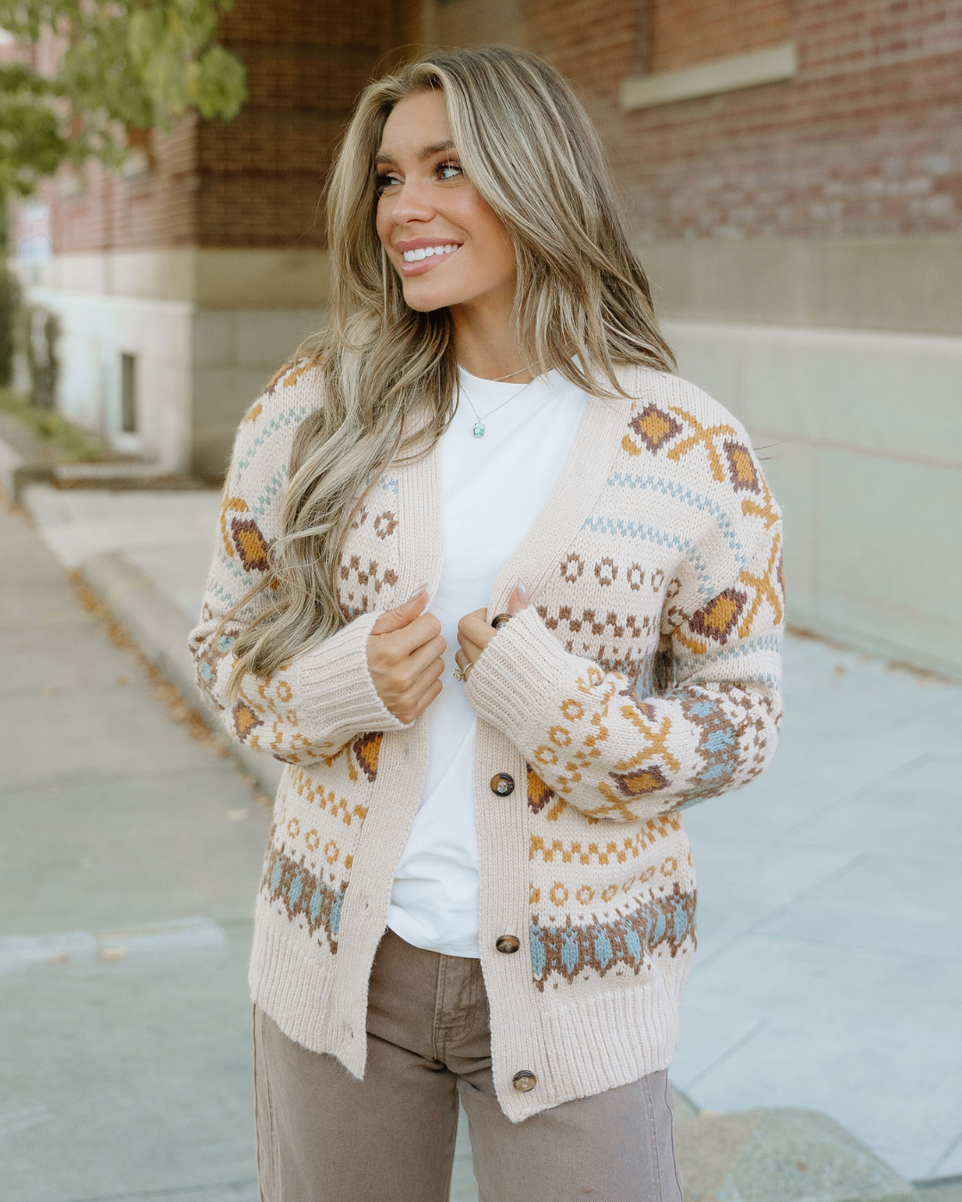Lone Star Button V Neck Cardigan: Khaki / 65%Acrylic+35%Polyamide / S-XL