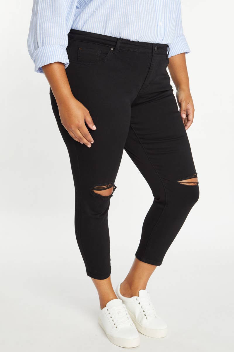 PRE PACK Plus Size Distressed Ankle Grazer Jeans WEP3282XL : Black / 1X-3X