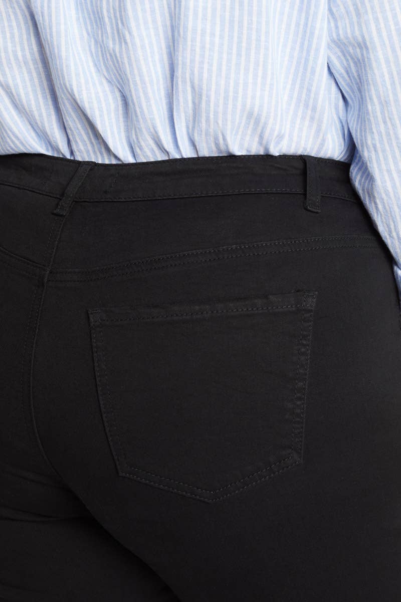 PRE PACK Plus Size Distressed Ankle Grazer Jeans WEP3282XL : Black / 1X-3X