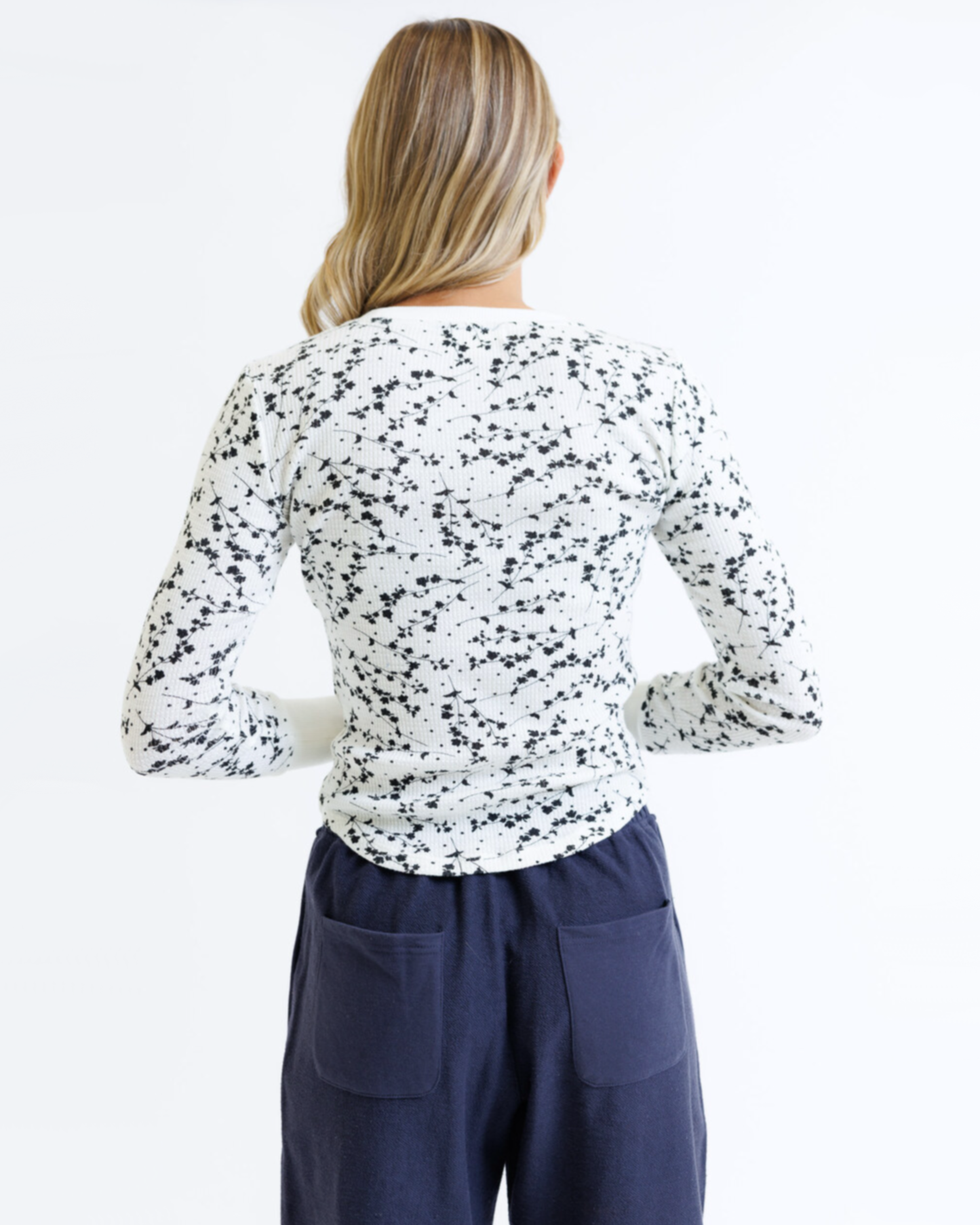 The Best Long Sleeve Crew Neck Pullover Thermal Top: Cream Floral XS-XXL