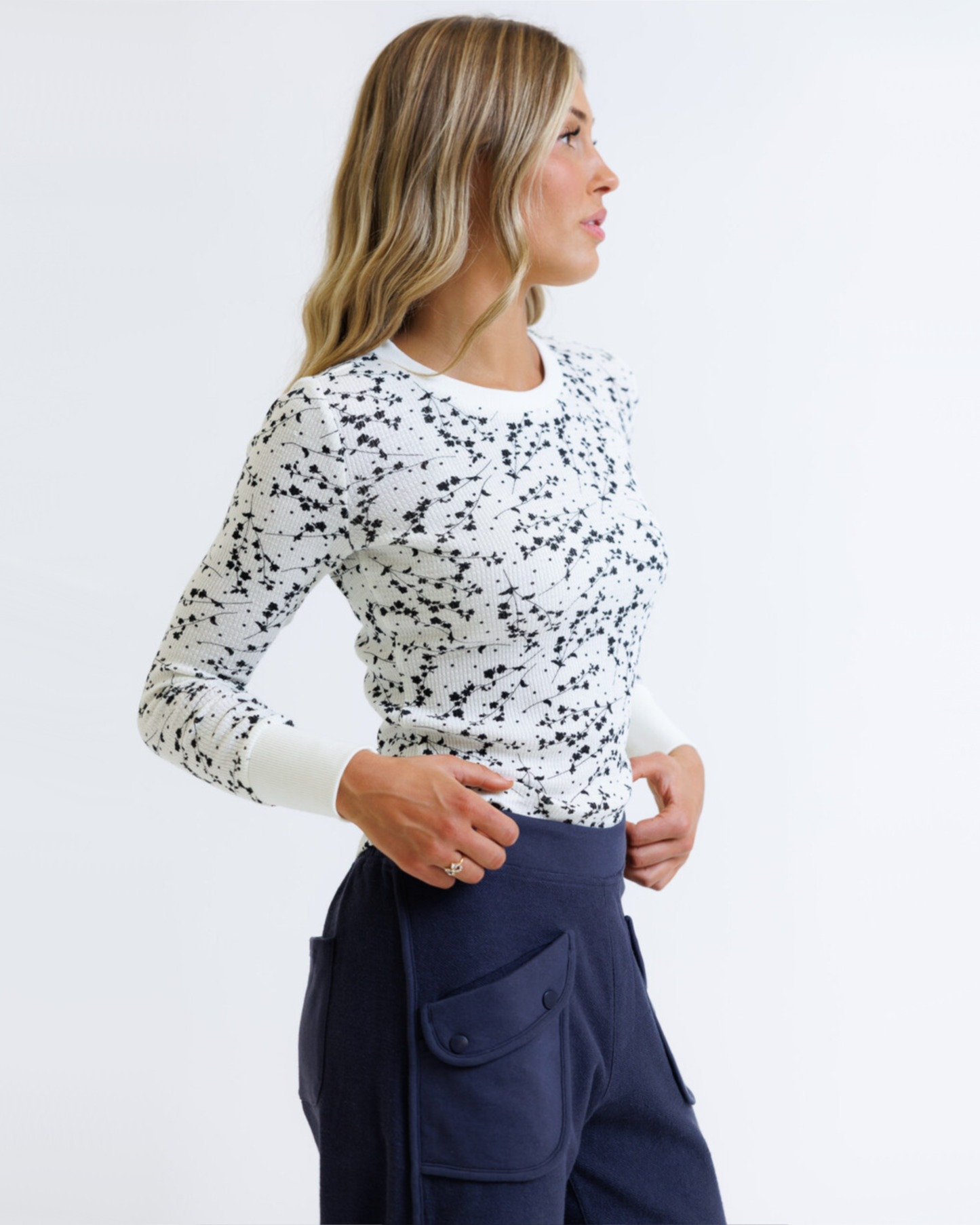 The Best Long Sleeve Crew Neck Pullover Thermal Top: Cream Floral XS-XXL